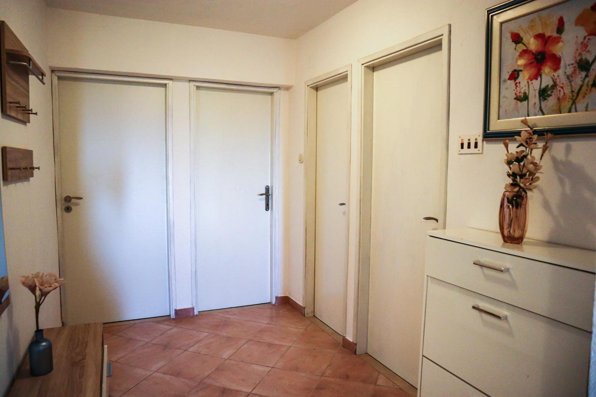 Nadin Holiday Home Ante With Beautiful Private Garden מראה חיצוני תמונה
