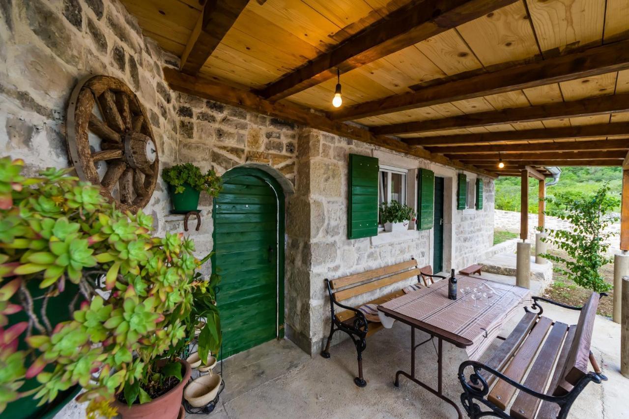 Nadin Holiday Home Ante With Beautiful Private Garden מראה חיצוני תמונה